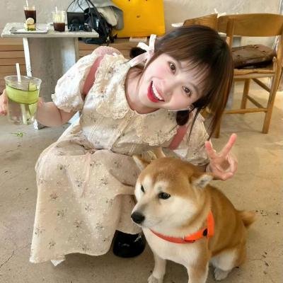 谜一样的双眼